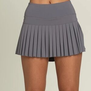 Goldhinge Steel Pleated Skirt- Size XS